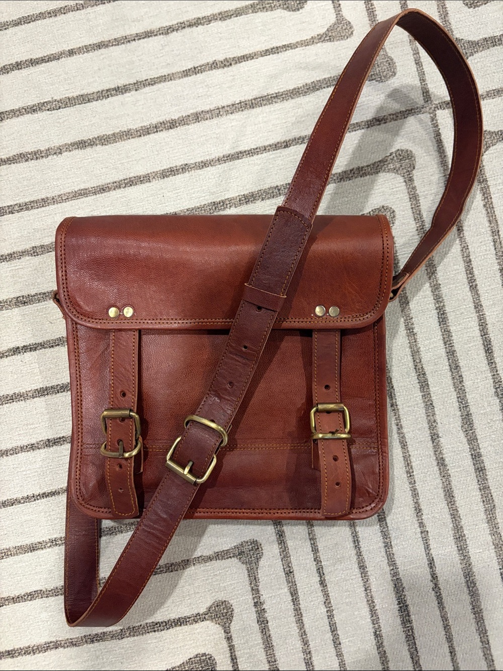 Classic Brown Leather Crossbody Messenger Bag